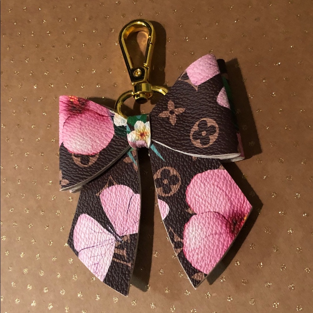 Layered floral bow keychain Charm